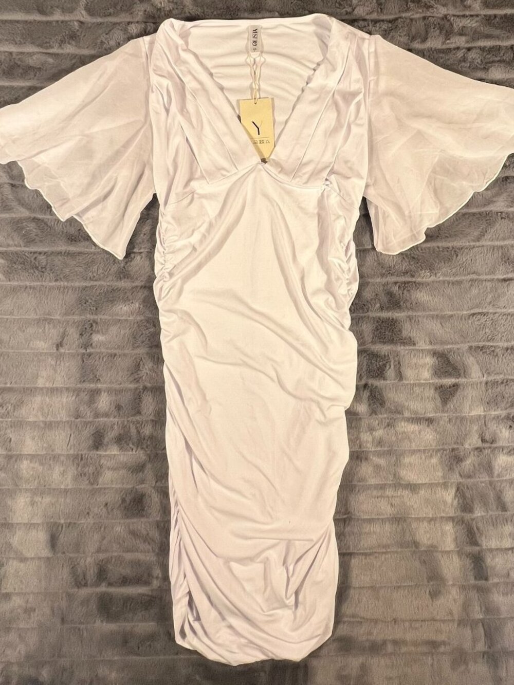 YESTTO Ivory Timeless Drape Midi Dress V Neck Size Large